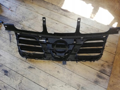 62310-8H700 X-TRAIL T30 01-03 grille