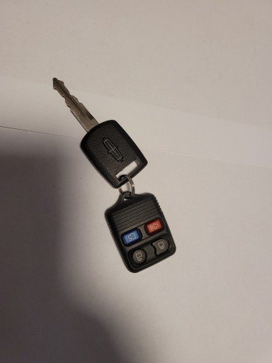 1788A-FWB1U345 - АВТОМОБІЛЬ LINCOLN TOWN CAR