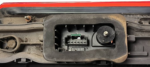 light right rear part BK21-13404-AD FORD TRANSIT CUSTOM L1H1
