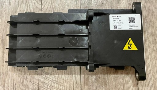 32361438 V526 - Volvo xc90 ii t8 xc60 t6 hybrid v60 s60 s90 модуль контролера батареї