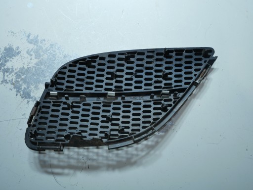 grille grid of a bumper RH NISSAN PRIMERA P11 62320