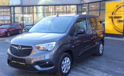 Opel Combo E e-Life Standard Elektryczny 136KM 2022