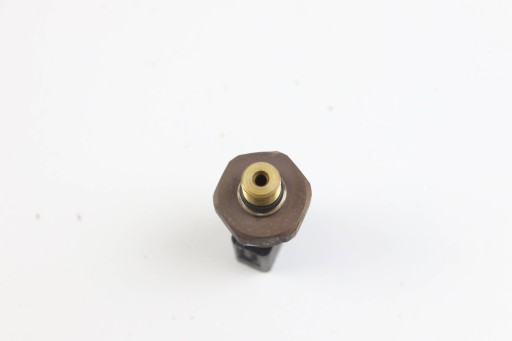 AUDI A3 8P VW PASSAT B6 B7 Capteur Pression Carburant 2.0 FSI 03C906051A