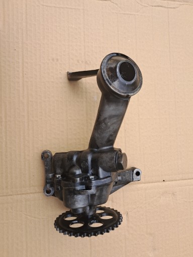 ÖLPUMPE MERCEDES W124 3,0D OM603 6031810001