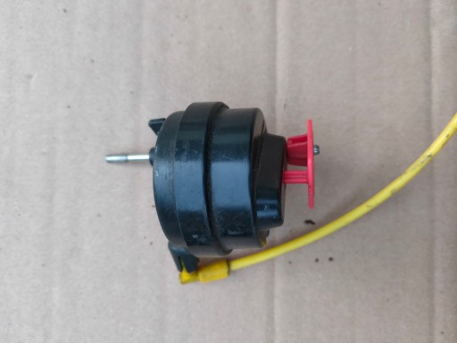 PISTONI PORTELLONE Pompa sportello serbatoio carburante Centrale MERCEDES 124 W124