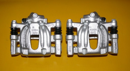 296/10 6394200983 - Суппорты левый и правый задний MERCEDES VITO II W639 VIANO