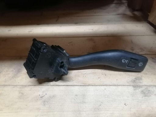 AUDI A4 B6 B7 MANETKA Essuie glaces 8E0953503