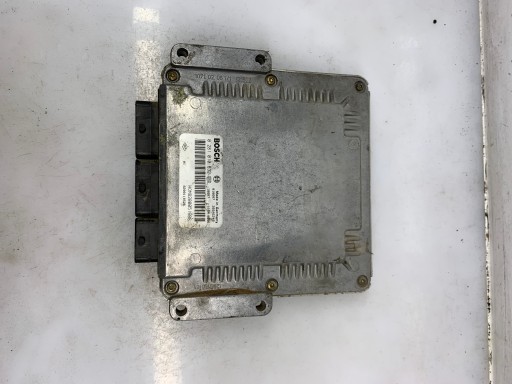 Контроллер двигателя renault 8200051608 0281010632