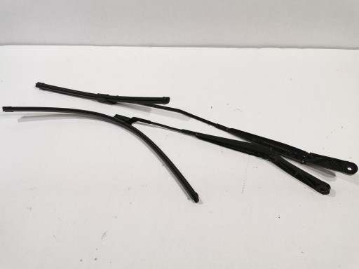 5G1955409B - GOLF VII ЩІТКИ СКЛООЧИСНИКА ПРАВИЙ ЛІВИЙ 5G1955410