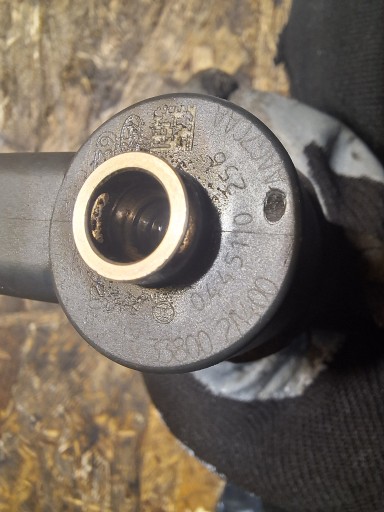 nozzle injector KIA CEED I30 PICANTO 1.1 1.5 1.6 CRDi 0445110256