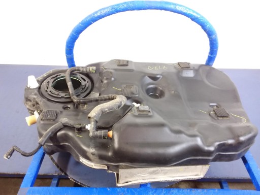 MAZDA 3 BM СЕДАН 2.0 B ПАЛИВНИЙ БАК БАК