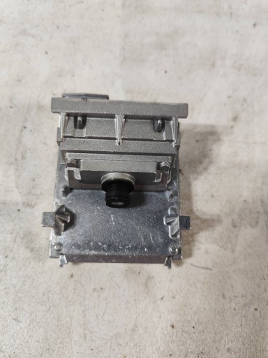 284623677r - Renault captur ii 2 20- асистент камери лобового скла orig wlkp голка