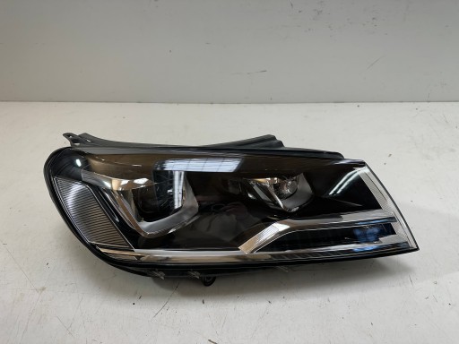 Лампа права передня vw touareg 7p lift xenon 7p1941032