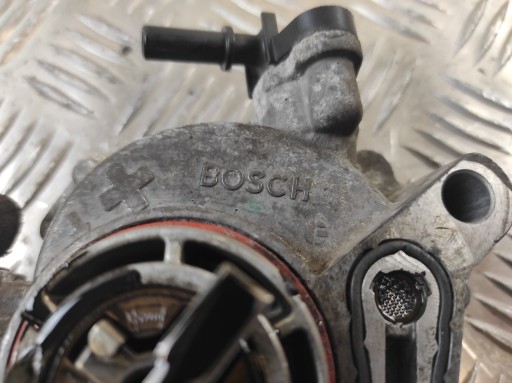 Pompa VACUM VAKUM FORD FOCUS MK3 III LIFT FL 1.5TDCI 95 KM BOSCH 9804021880