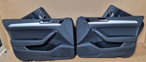 3G9 - Пассат B8 комби жалюзи оригинал как новый