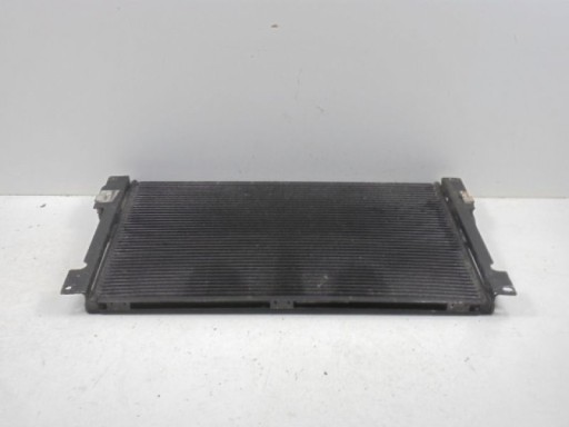 VOLVO V70 і радіатор кондиціонера 2.5 D 817675