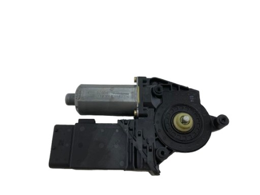 VW PASSAT B5 LIFT Micro moteur Vitres Droite Avant 0130821694