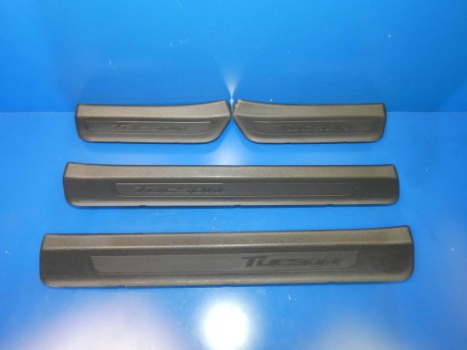 HYUNDAI TUCSON III mouldings threshold inner moulding KOMPLET