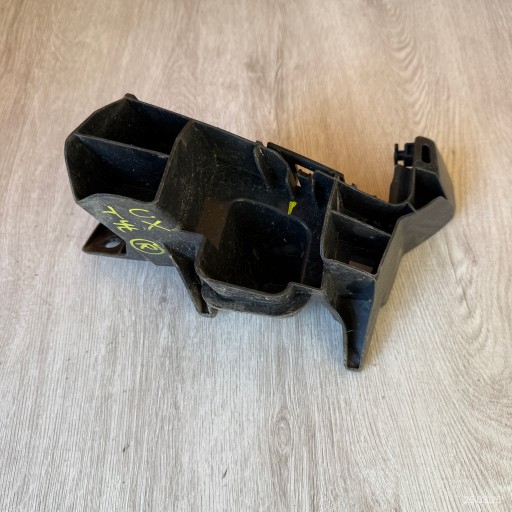 bumper bracket rear right LEXUS UX 52562-76020