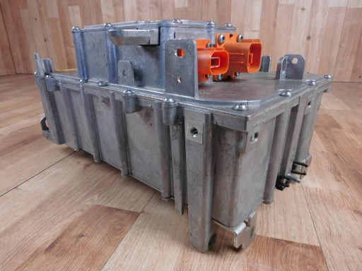 Инвертор зарядного устройства peugeot e-208 9842660480