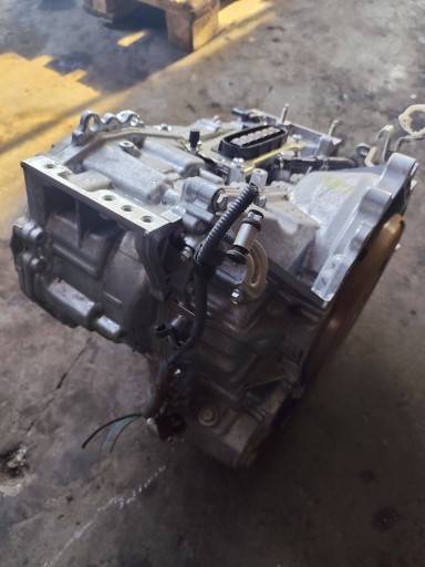 TOYOTA YARIS IV HYBRYDA CAMBIO 1NM
