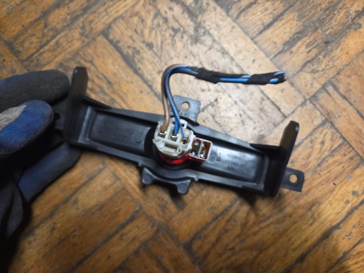 Zapalniczka heck hinten Adapter, Stecker Audi A6 C6 4F0863351G