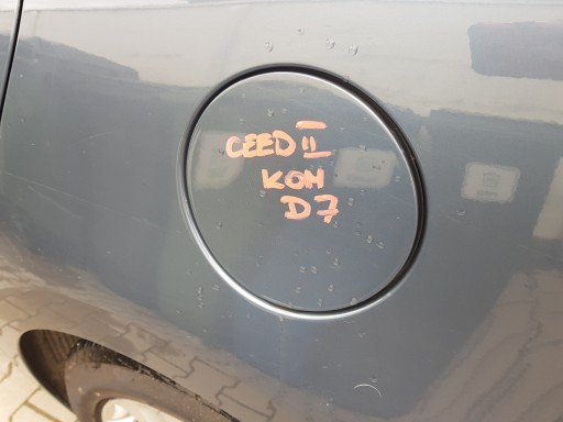 KIA CEED II универсал крышка топливного бака D7 2012-