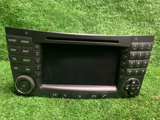 RADIO Z navigation MERCEDES E-klasse GPS S211 W211 A2118203297