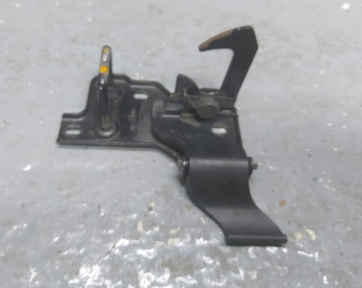 3T0823480 - SKODA SUPERB II 3T0 08-15 БОЛТ ЗАМОК КАПОТА