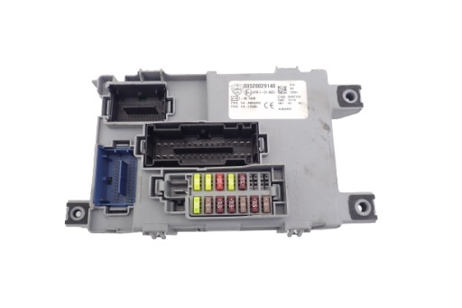 00520029140 52002914 - Lancia ypsilon 2011-18 блок запобіжників до н.е