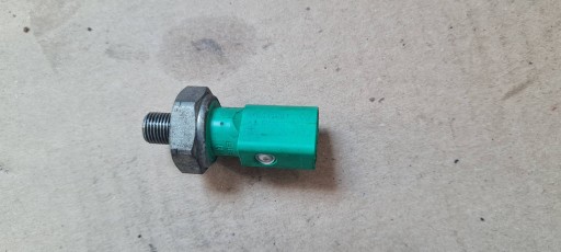A4 B9 8W Sensor Druck oil 2.0 TDI 04L919081 A5 8W Q5 80A A6 C8