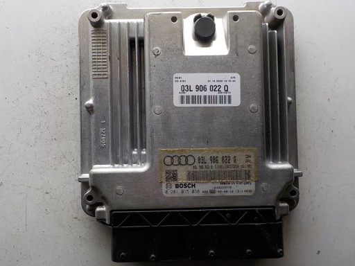 Контролер комп'ютера audi 03l906022q 0281015038