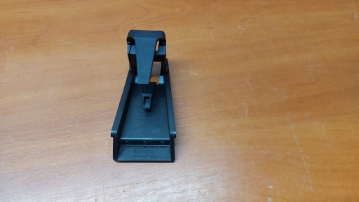 7469880 51117469880 - Кронштейн скользящей балки переднего ремня безопасности bmw x3 g01 x4 g02