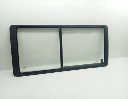 Стекло раздвижной левой двери левое VW T4