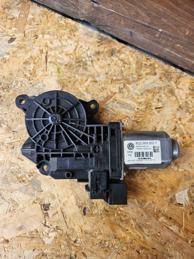Электродвигатель левого стекла vw t5 vw polo 6q2959802f
