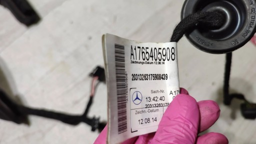 Mercedes-Benz A W176 2017 rear part side right Wiazki przewodow door