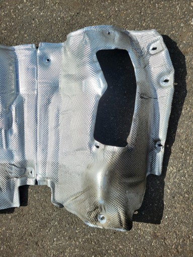 Blende Abdeckung TERMICZNA TUNELU SRODKOWEGO AUDI A4 B9 8W A5 F5 S4 S5 OE