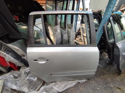 door rear part right right rear. OPEL ZAFIRA B Z157