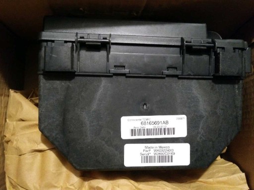 68165691AB, - Блок предохранителей grand cherokee 68165691ab