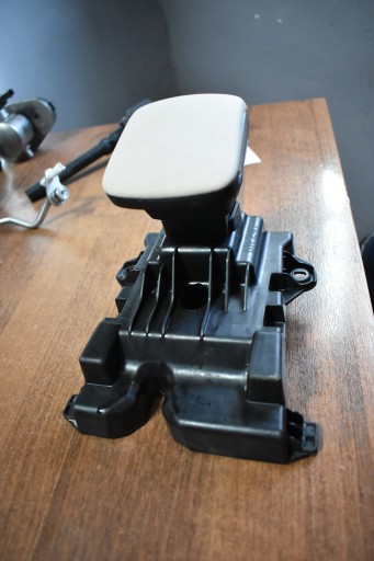 knob holder KPL. MERCEDES X247 1