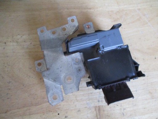 9805119780 - Модуль напряжения аккумулятора peugeot citroen 752c-r1a-b6r0