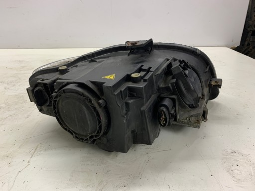 světlo levý předek levá přední AUDI A4 B7 EUROPA