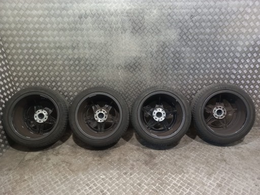 kola KPL. MERCEDES W206 AMG 18" A2064011800 A2064011700 21r 1