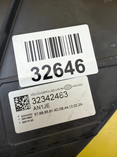 light right Volvo XC90 II - Full Led 32342483