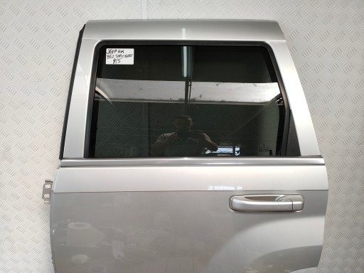 JEEP GRAND CHEROKEE WK WH 05-10 door rear. left rear part colour PS2