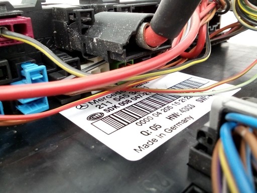 Mercedes E class W211 module control unit SAM 2115453401