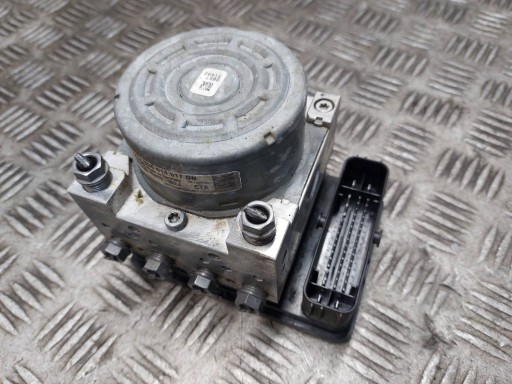 pumpa řídící jednotka ABS VOLKSWAGEN PASSAT B8 LIFT 5Q0614517DN