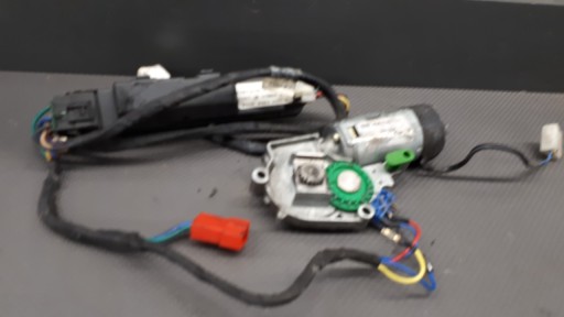 30655a двигатель люка Chrysler Sebring 01r