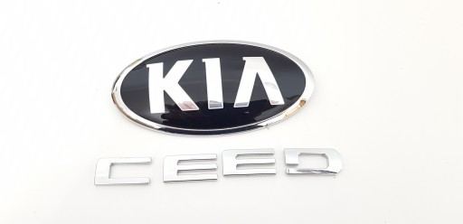 KIA CEED УНІВЕРСАЛ 2018-2021 86320-1W250 ЕМБЛЕМА ЗЗАДУ