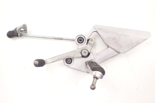 100267 - Yamaha FZ6 S1 04-06 fazer set [L] передня підніжка